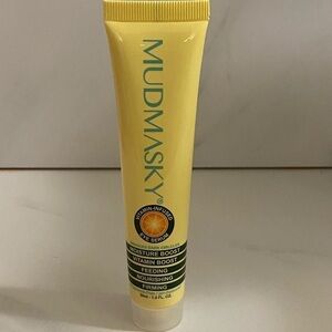 MudMasky vitamin-infused eye serum